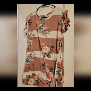 Acting pro floral shirt